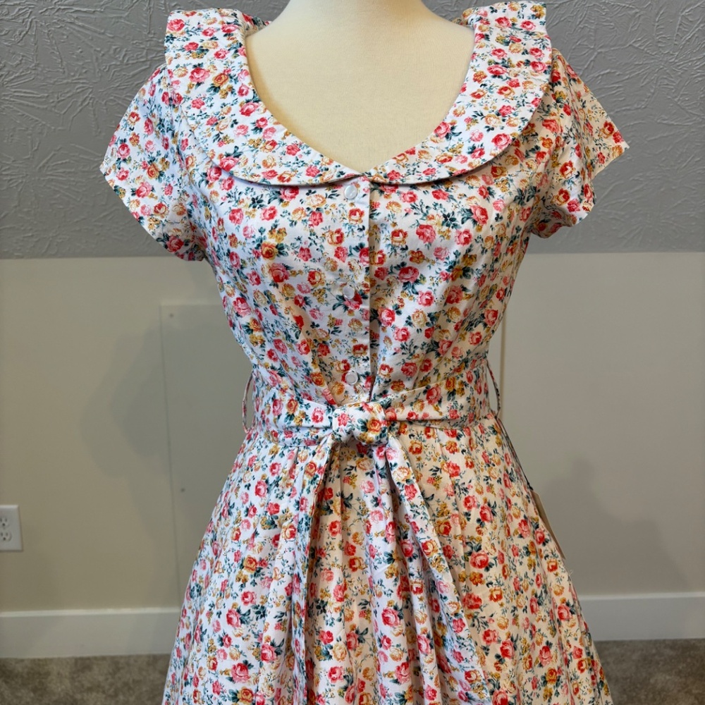 NWT Lindy Bop Floral Dress Small - Picture 2 of 13